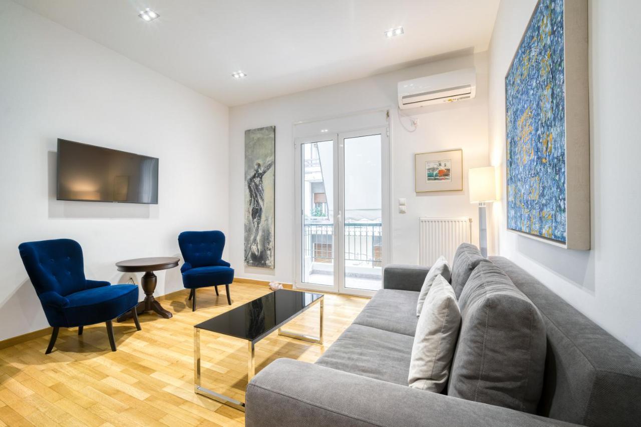 Stylish, Sunny New 2 Bedroom, Prime Central Athena Bagian luar foto